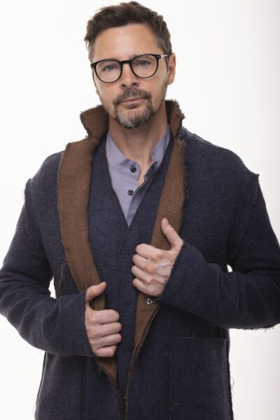 Dwie Strony - dwustronna marynarka wykończona na surowo