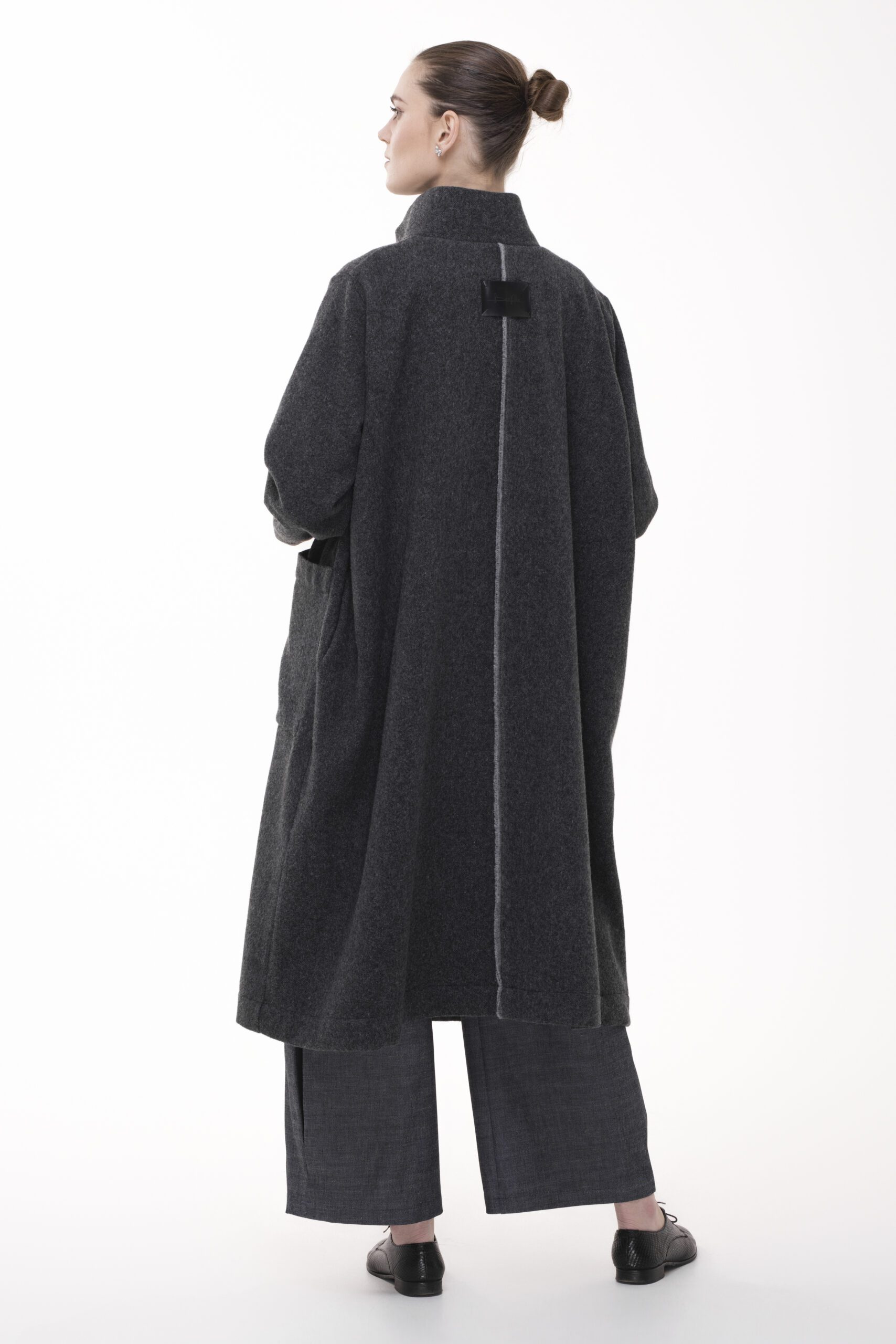 HORYZONT - płaszcz wełniany z kieszeniami - obrazek 2