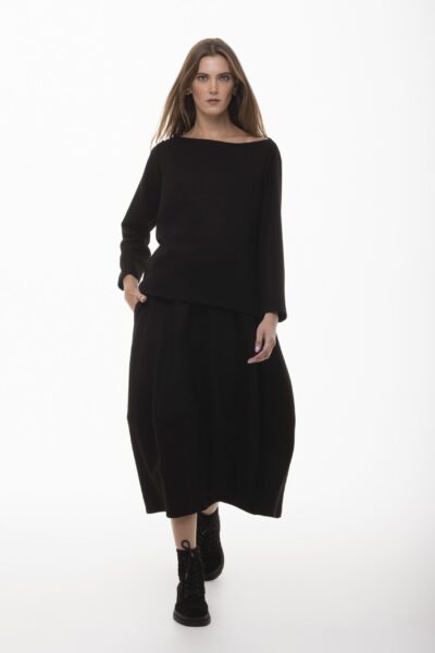 Bombowa Szefowa - wełniana spódnica o kroju bombki