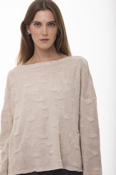 Kora - beżowy sweter oversize z kieszeniami